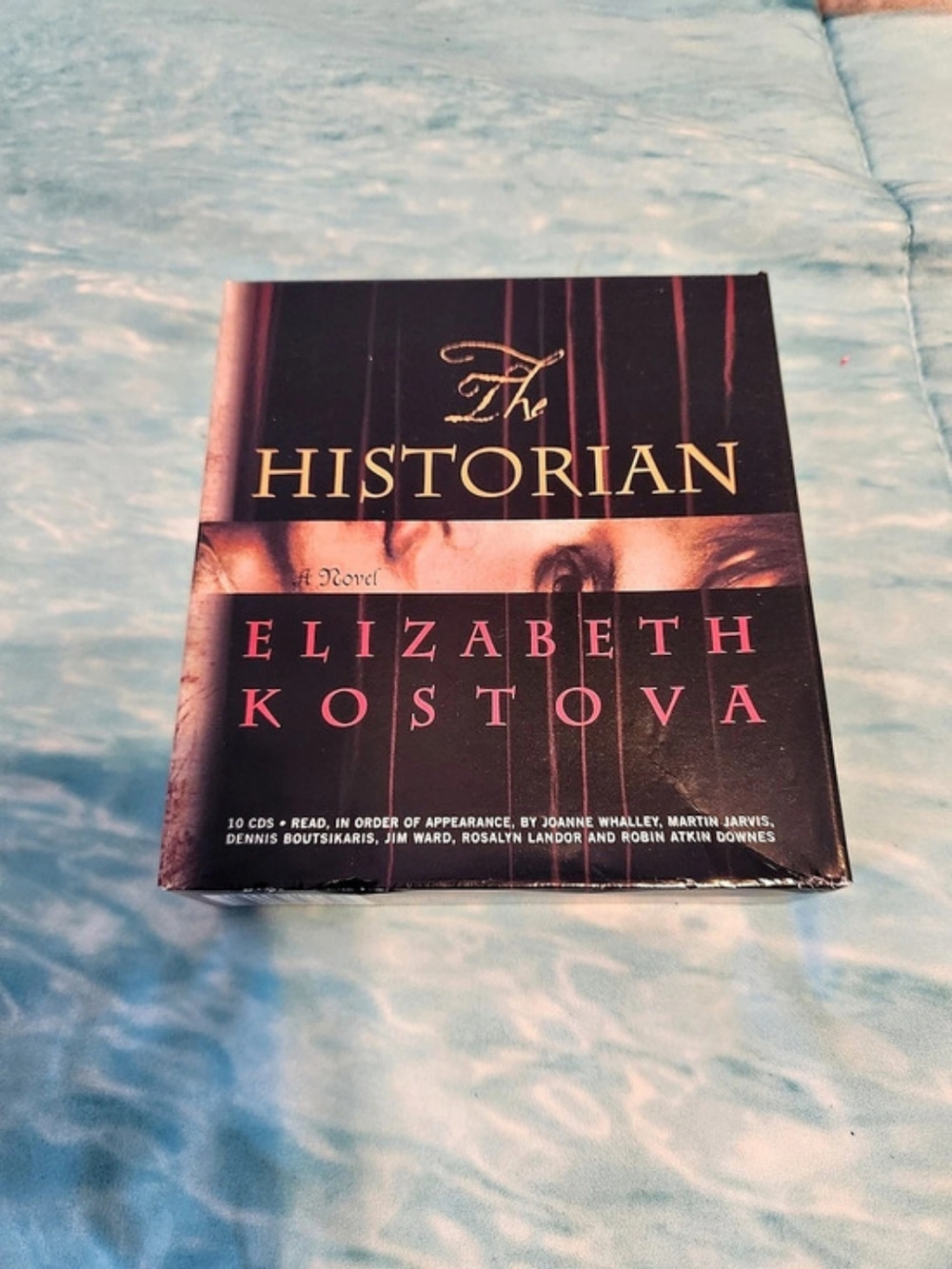 Time Warner Audiobooks The Historian Abridged Audio CD Box Set, 10 Discs